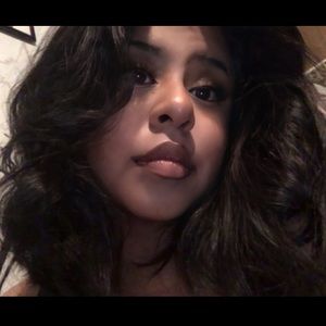 Meet your Posher, Rocio